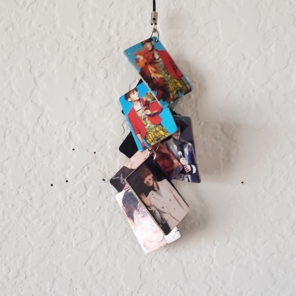 Ryeowook SUPER JUNIOR Picture Keychain - Picture 3 of 3